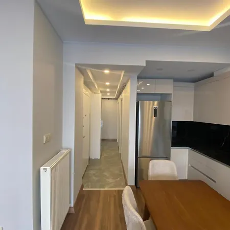 Sisli Merkezde Konforlu Apartamento *